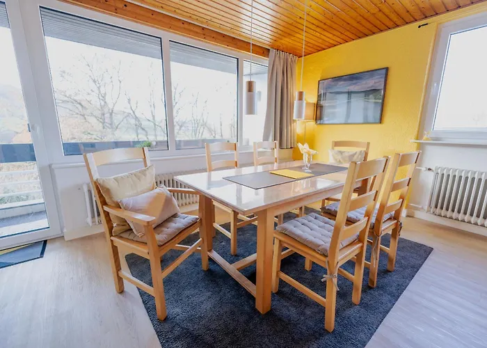 Ferienhaus Schoene Aussicht Ferienwohnung Gelb