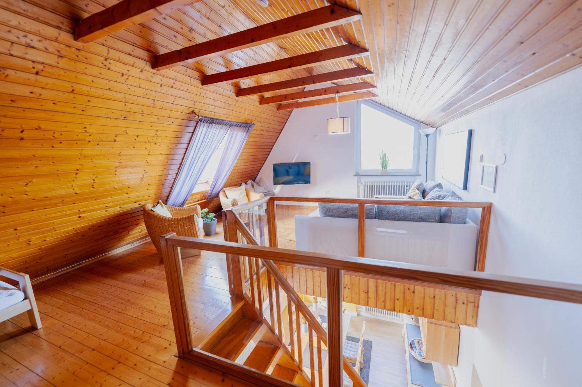 Schoene Aussicht Gelb Appartement Hemfurth-Edersee
