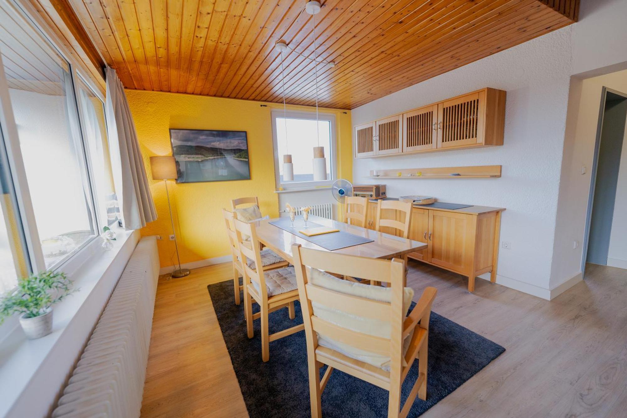 Schoene Aussicht Gelb Appartement